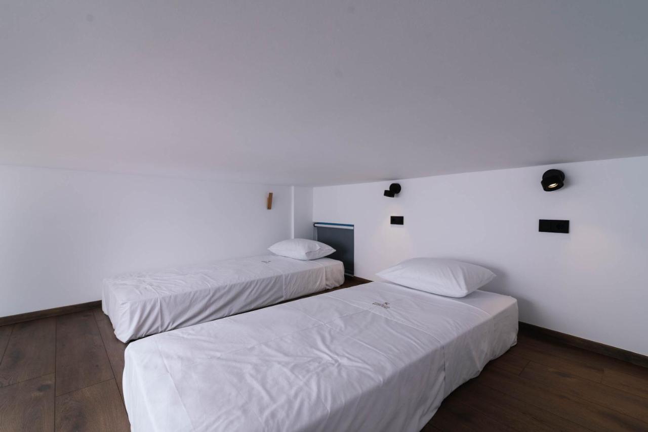 Suites De Luxe Katerina Коккинос Пиргос Экстерьер фото